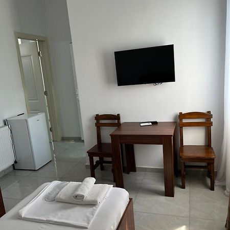 El-Mari Bed & Breakfast Pichvnari ภายนอก รูปภาพ