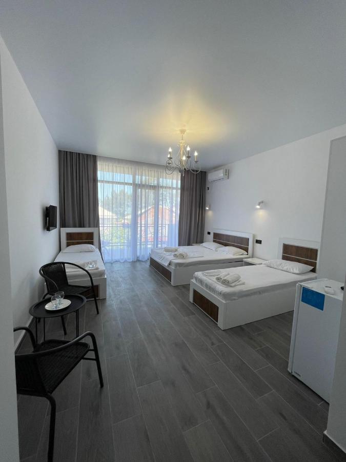 El-Mari Bed & Breakfast Pichvnari ภายนอก รูปภาพ