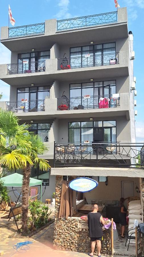 El-Mari Bed & Breakfast Pichvnari ภายนอก รูปภาพ